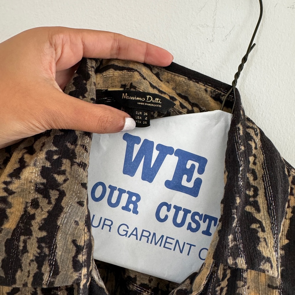 Massimo Dutti Button Down - Perfect Condition - image 1